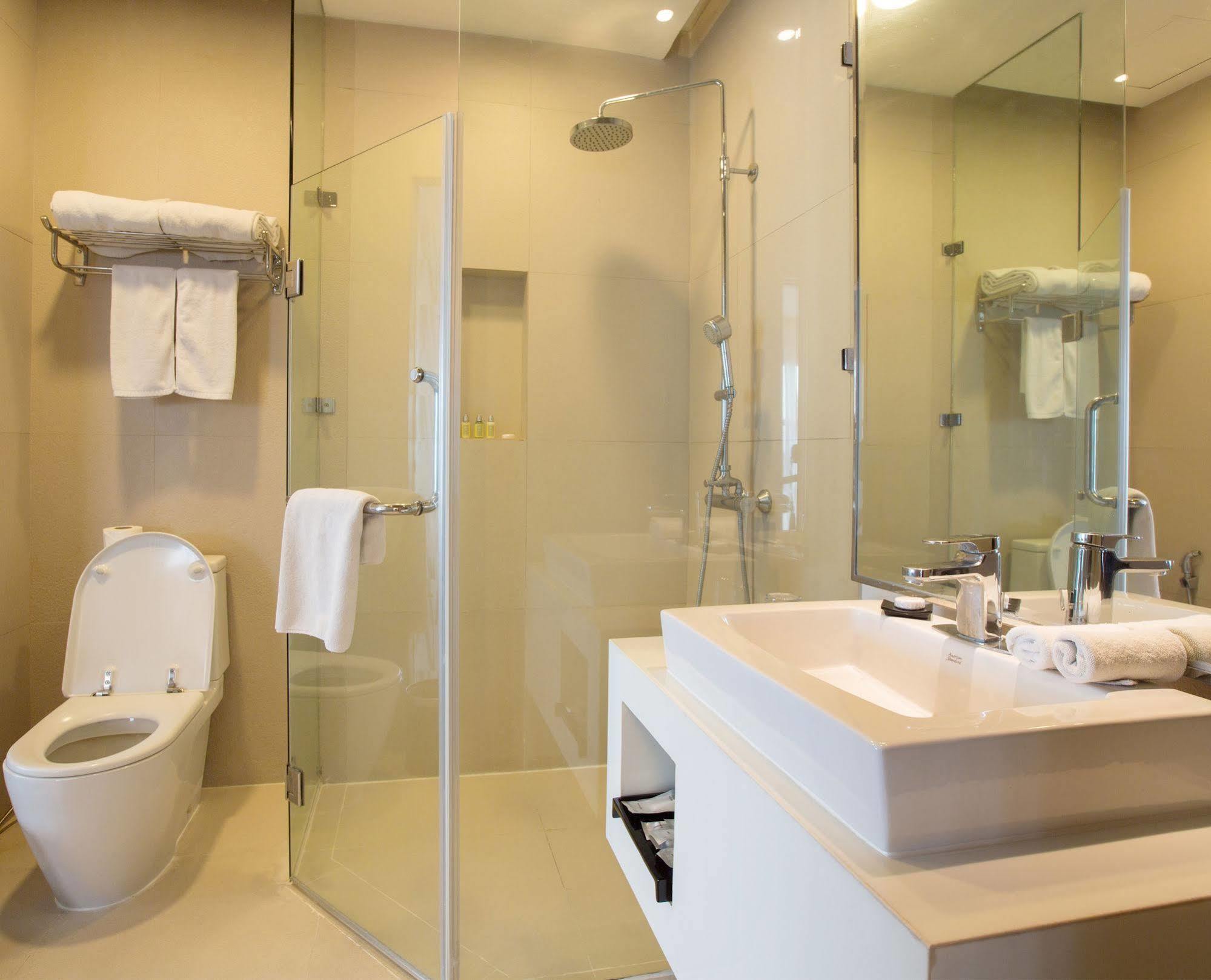 Lex 4* Cebu