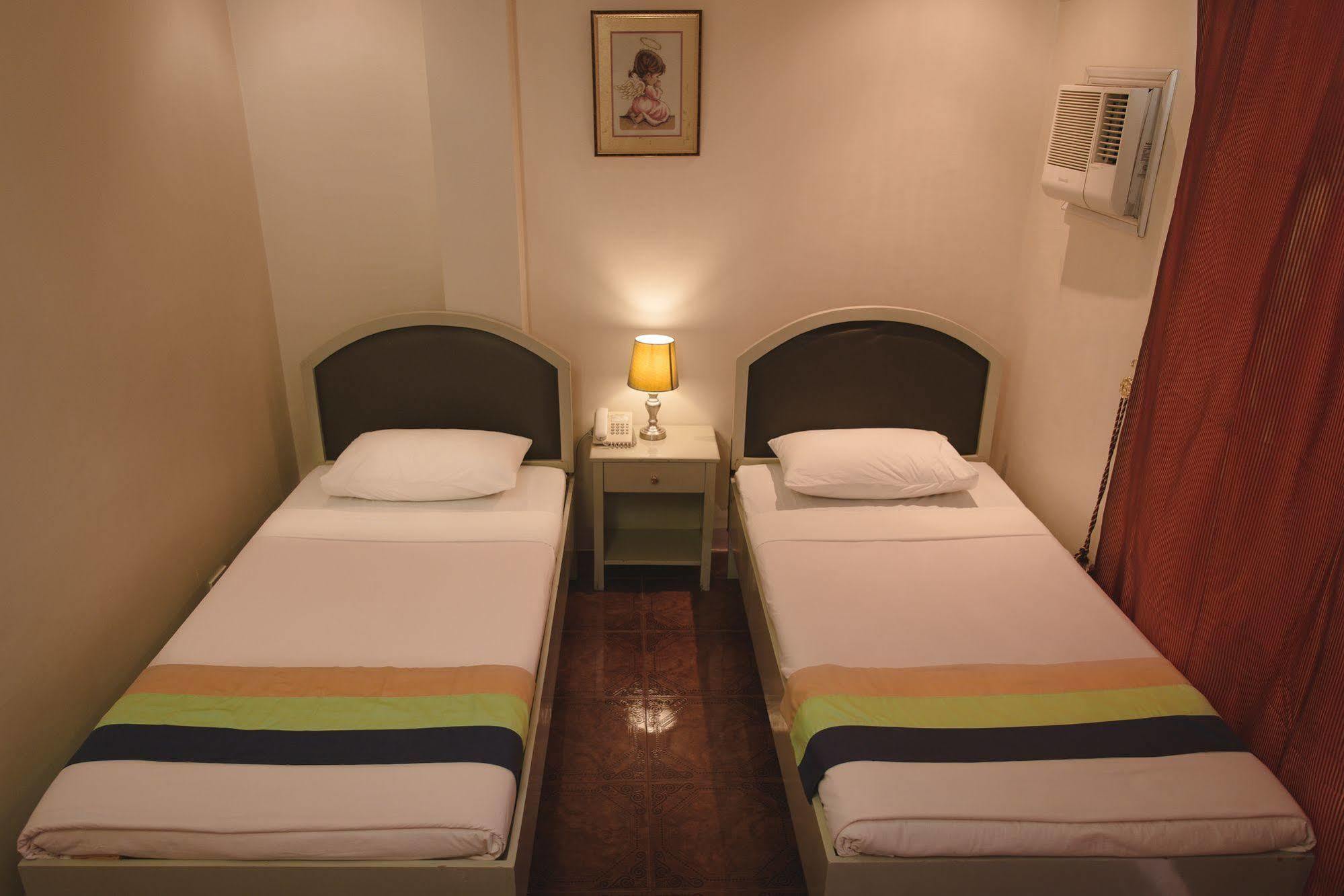 Maribago Seaview And Guest house *