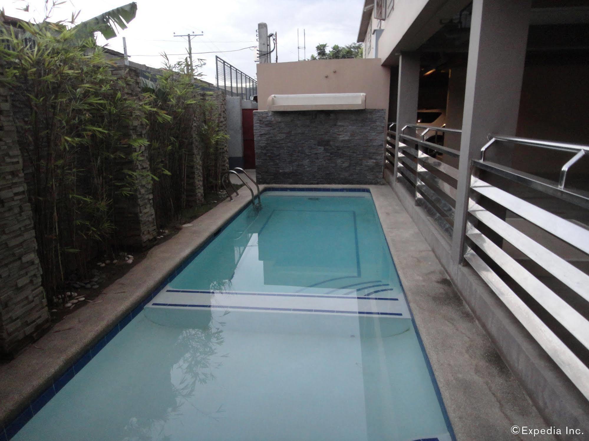 Grand Apartelle Aparthotel Mandaue City