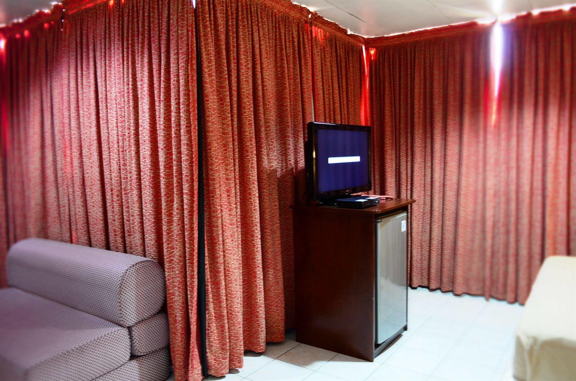 Elegant Circle Hotel Cebu