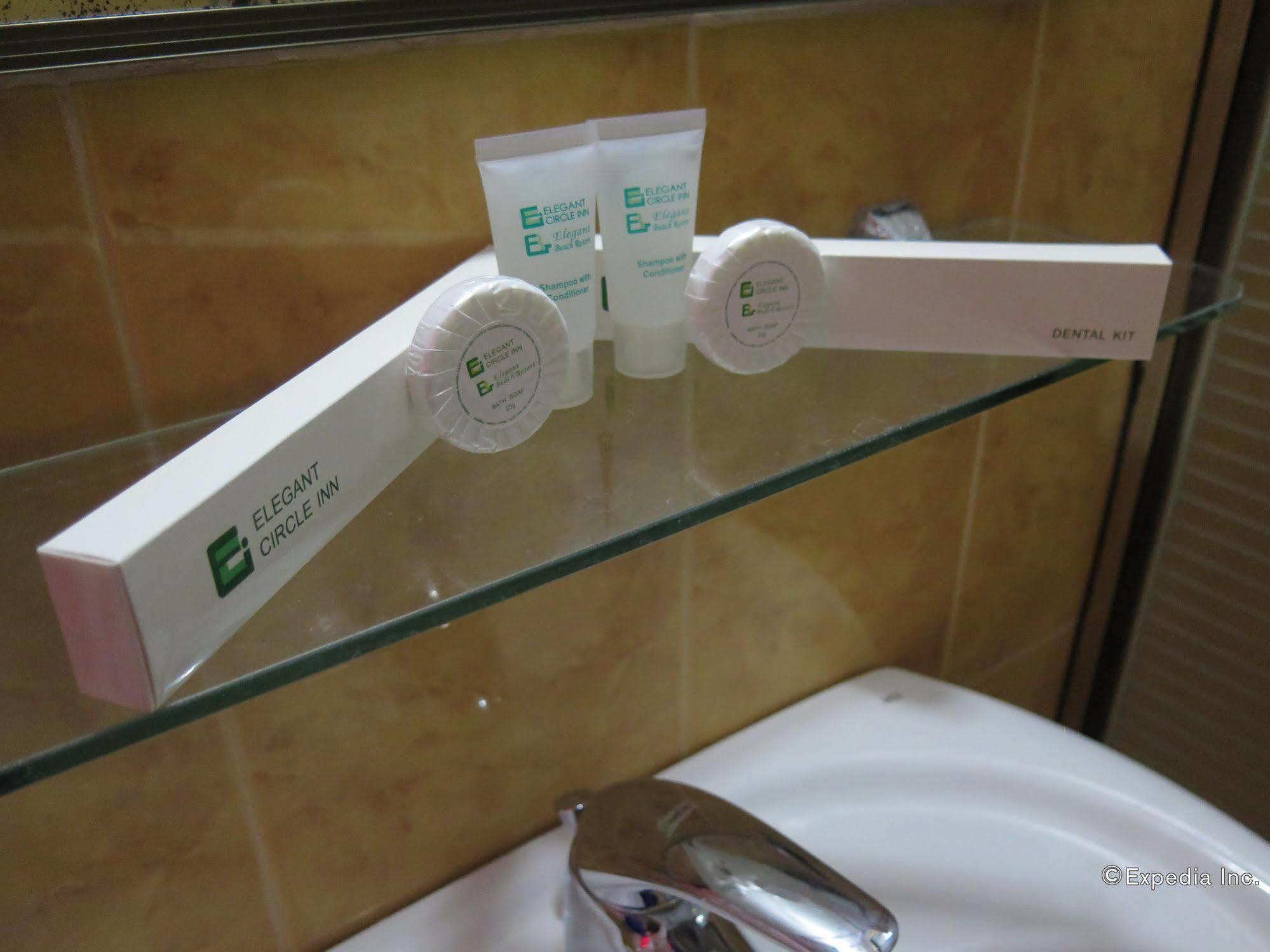 Hotel Elegant Circle 3*