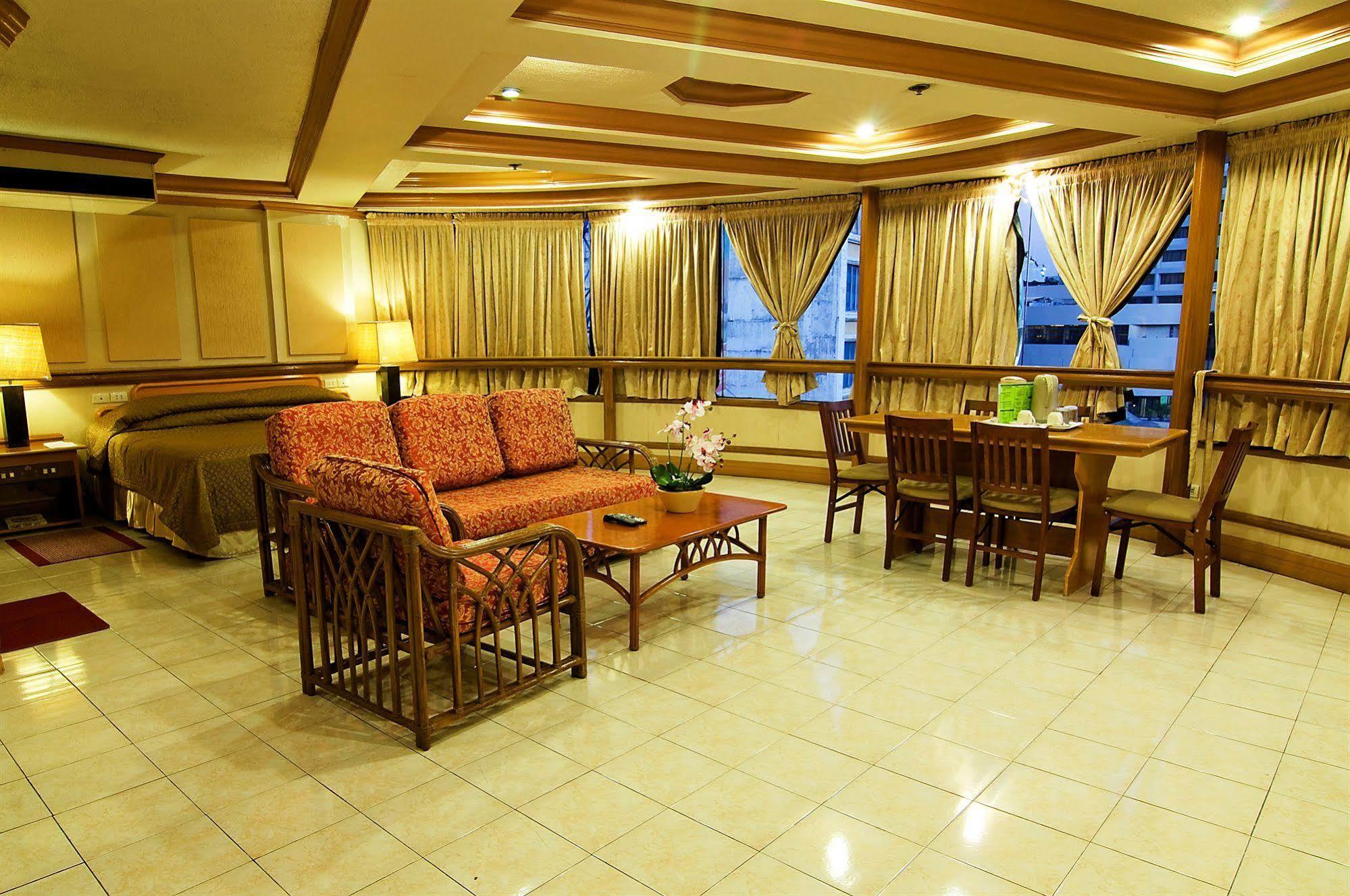 Elegant Circle Hotel Cebu