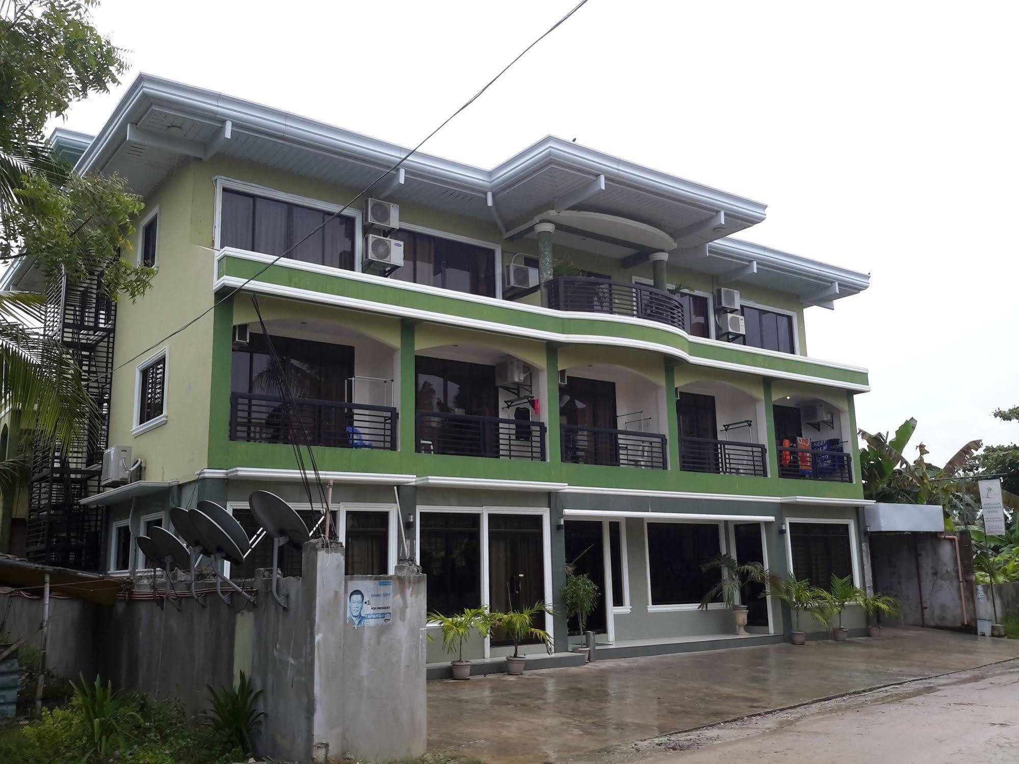 Adelaida Pensionne 2* Santa Fe (Cebu)