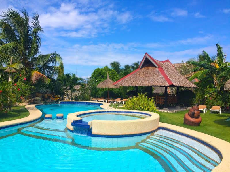 Dolphin House Resort 5*