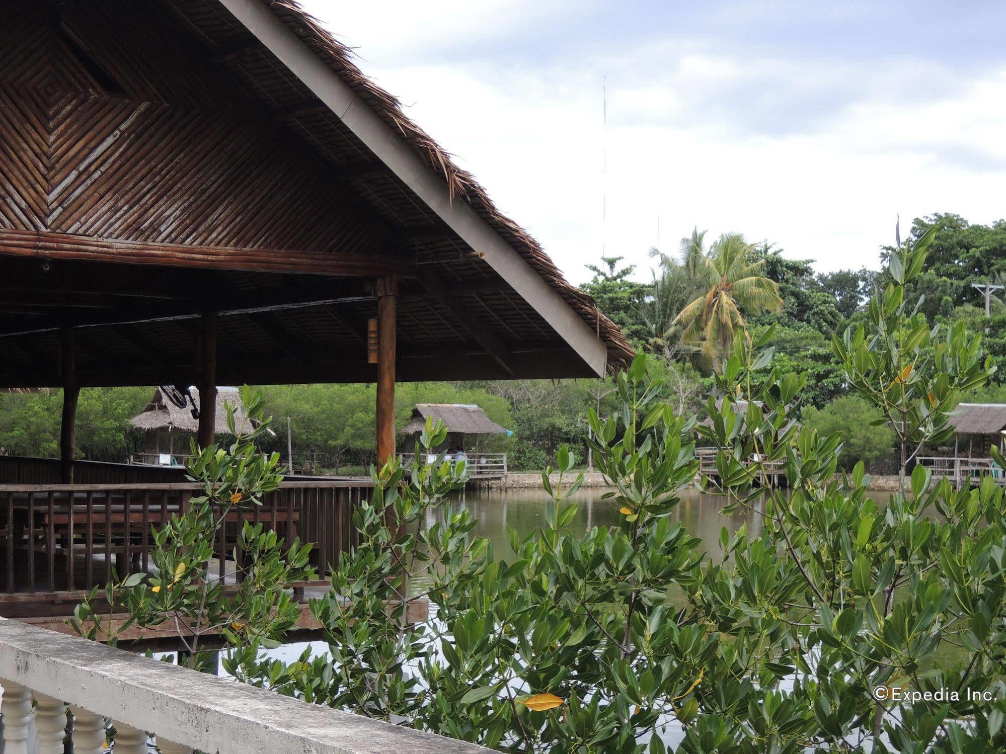Resort Papakit's Marina And Fishing Lagoon Powered By Cocotel Liloan