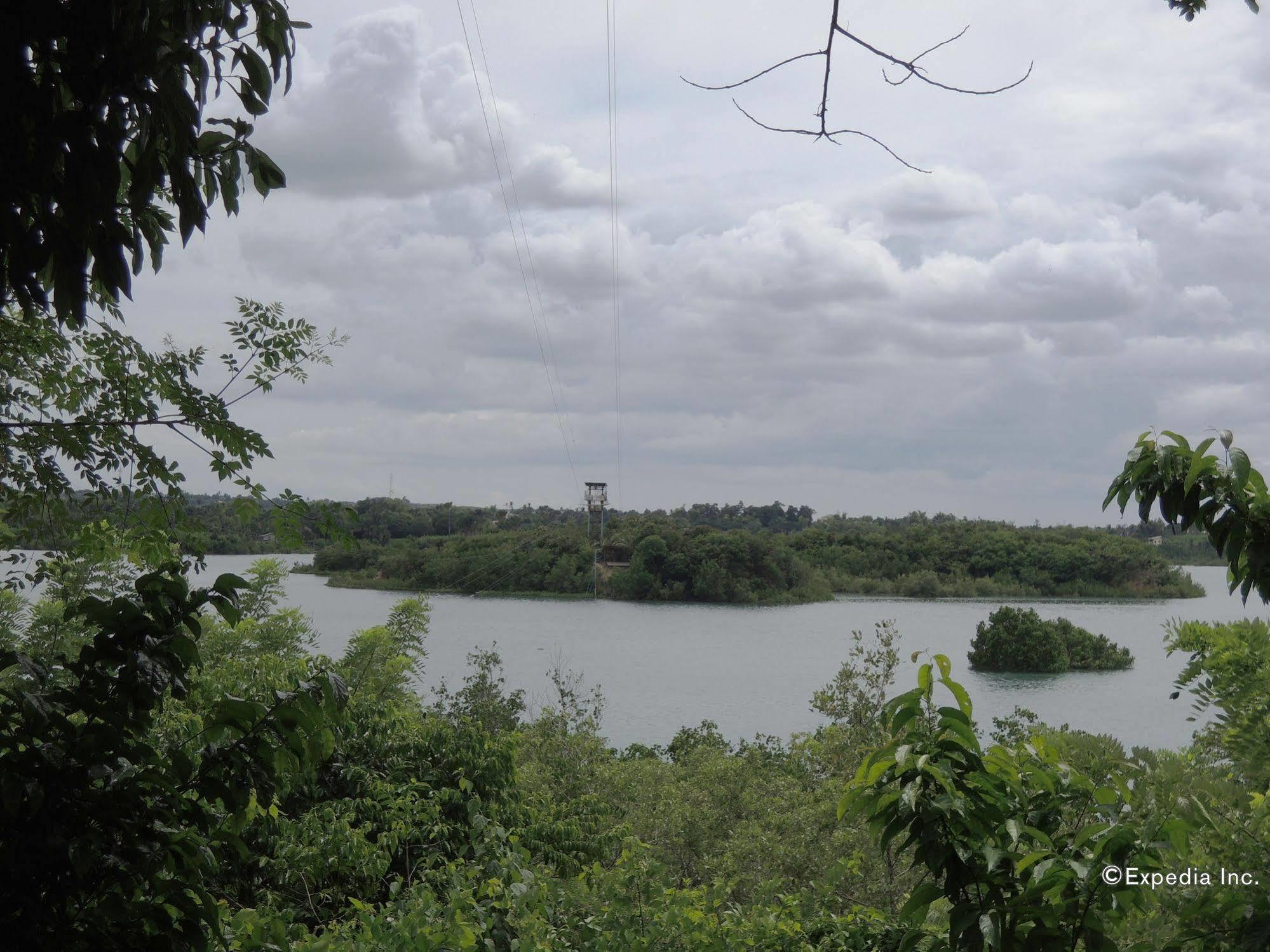 Papakit's Marina And Fishing Lagoon Powered By Cocotel Resort