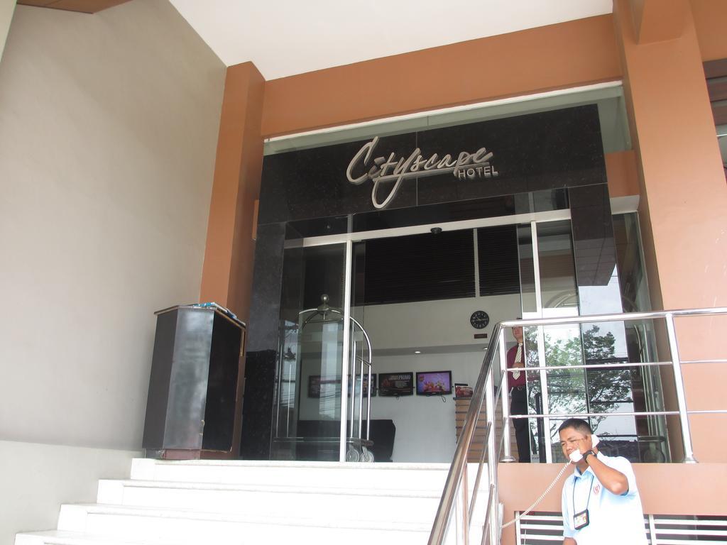 Cityscape Hotel 3*