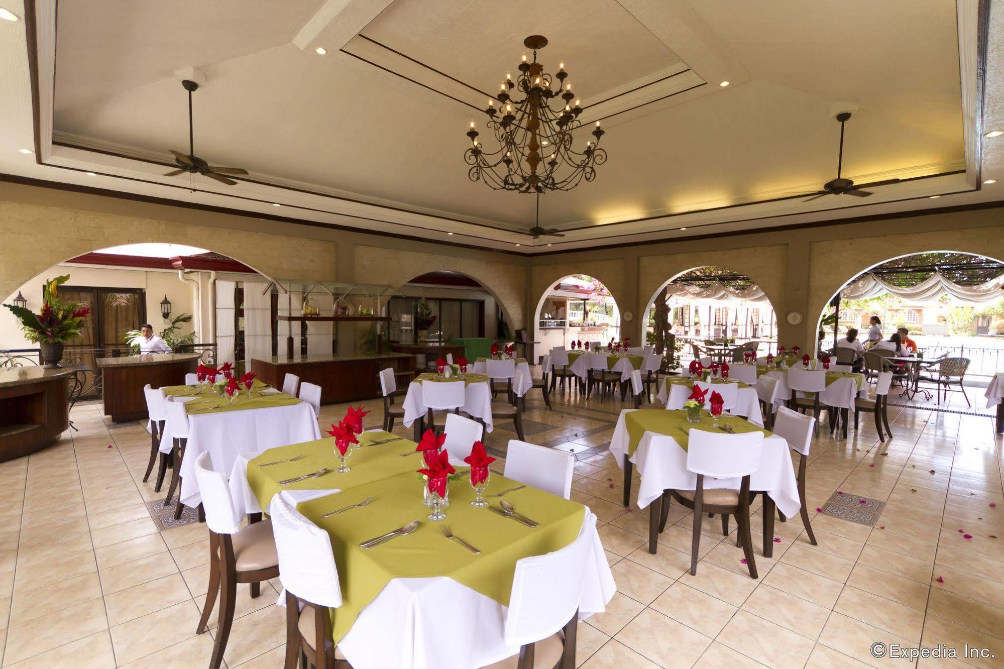 Hotel Montebello 4*