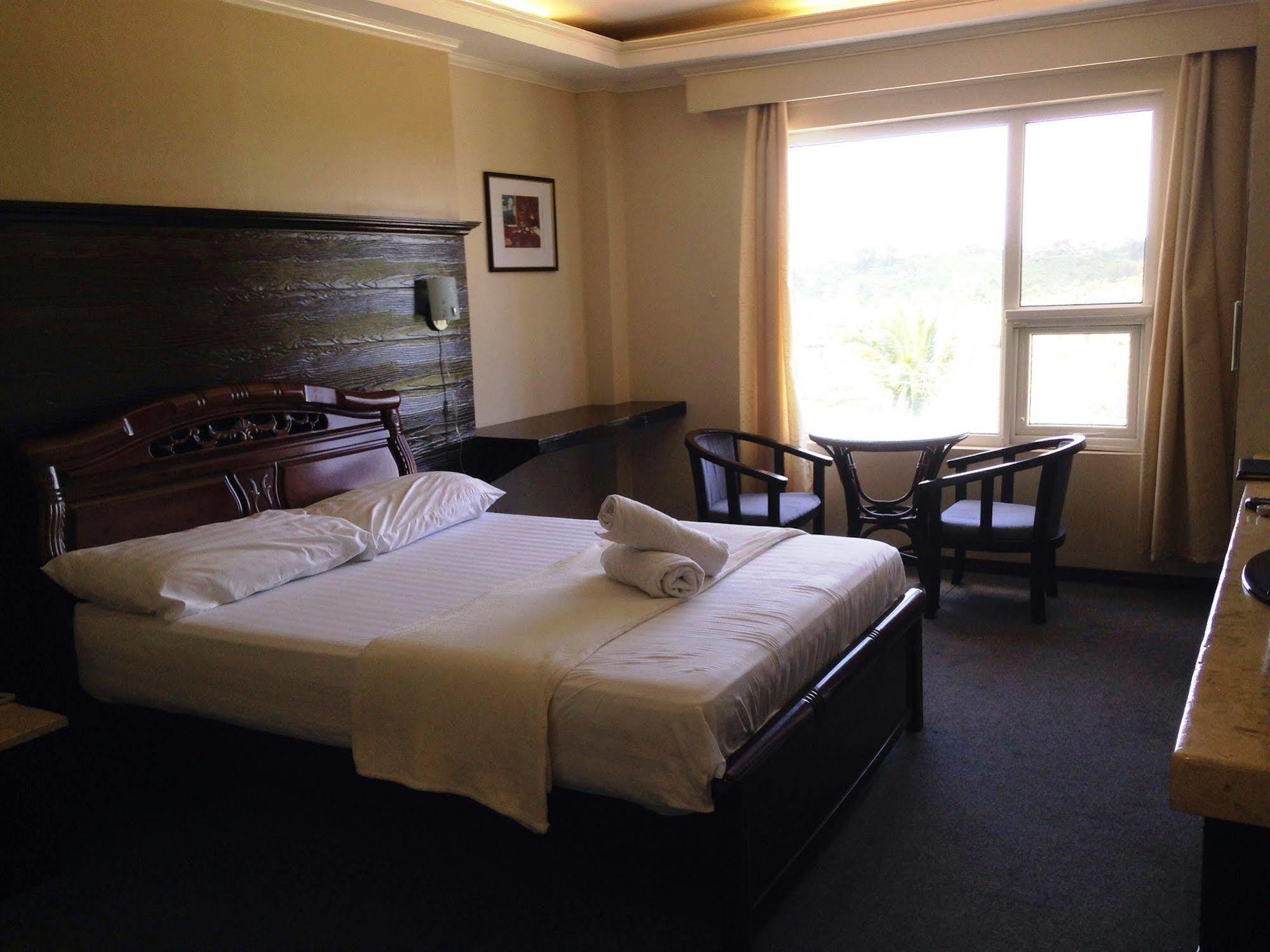 Hilltop Hotel Cebu