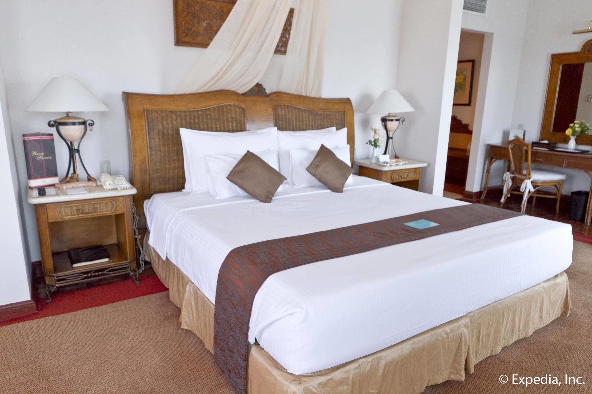Waterfront Airport And Casino Hotel Lapu-Lapu City