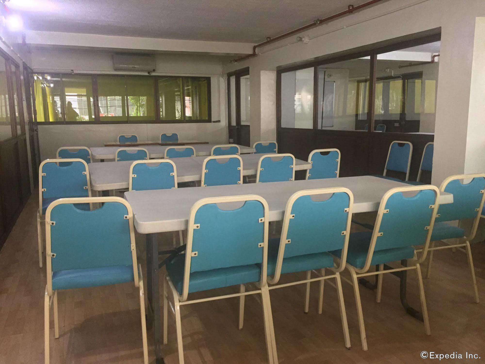 bahay-panuluyan Elicon House Cebu