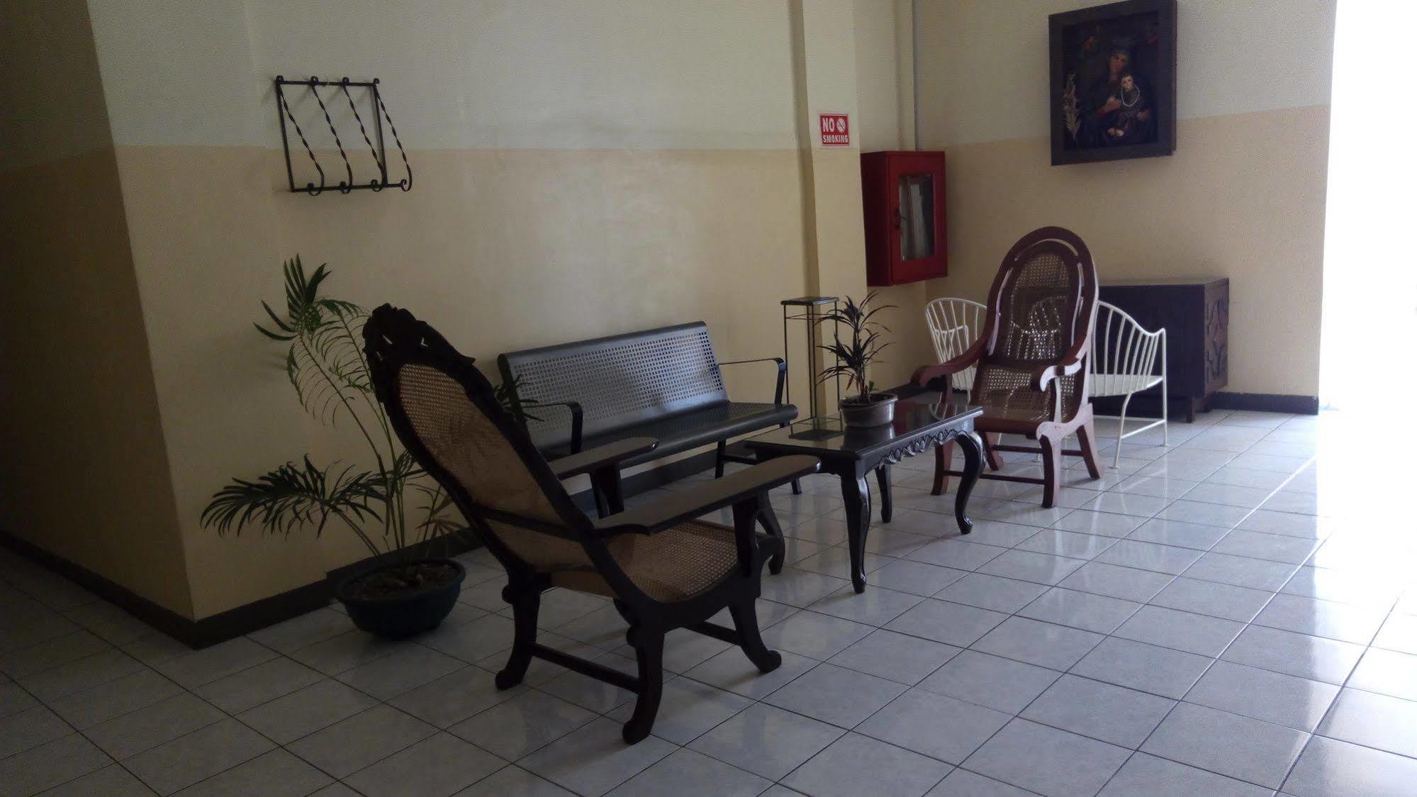 Fuente House Hotel
