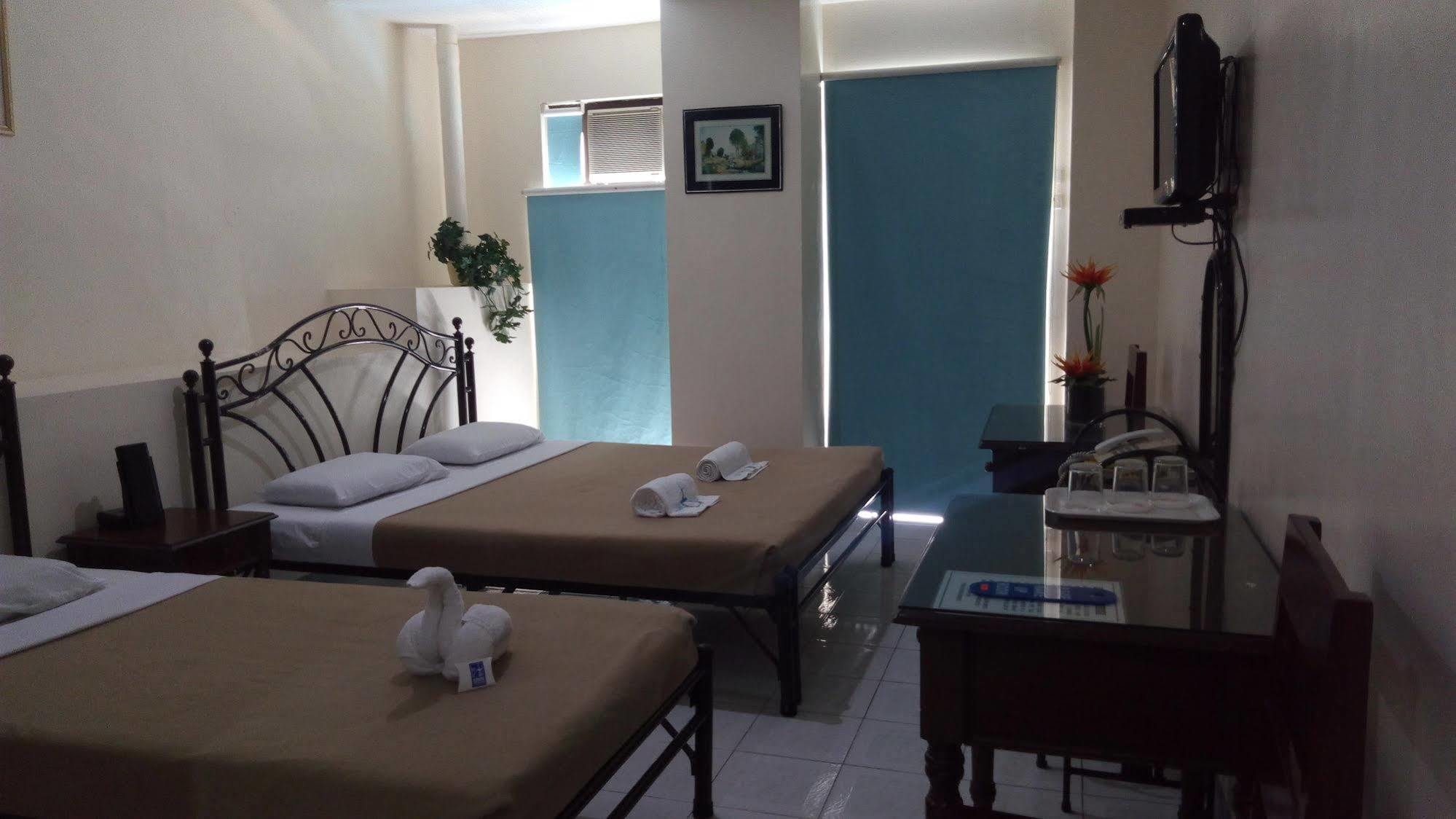 Hotel Fuente House 2*
