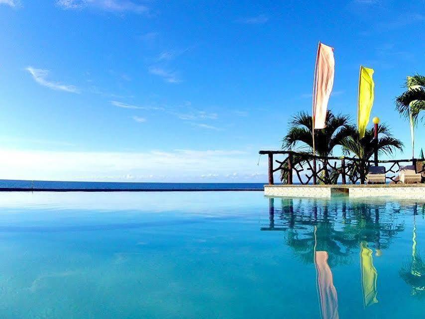 Santiago Bay Garden And 3*