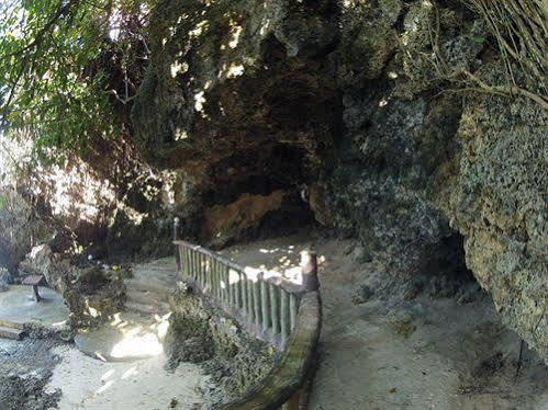 Santiago Bay Garden And 3* Santiago (Camotes Islands)