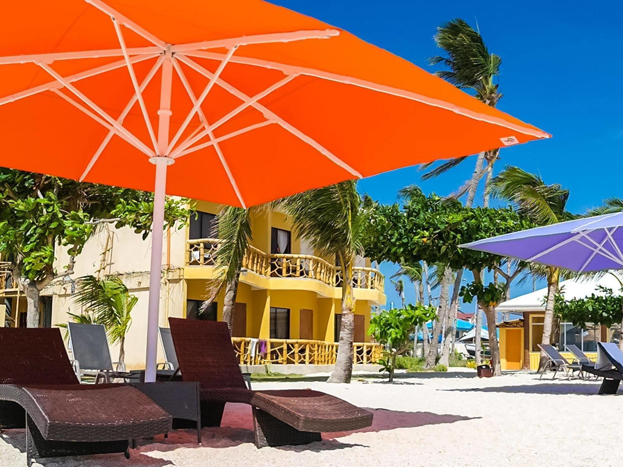 Resort Marlins