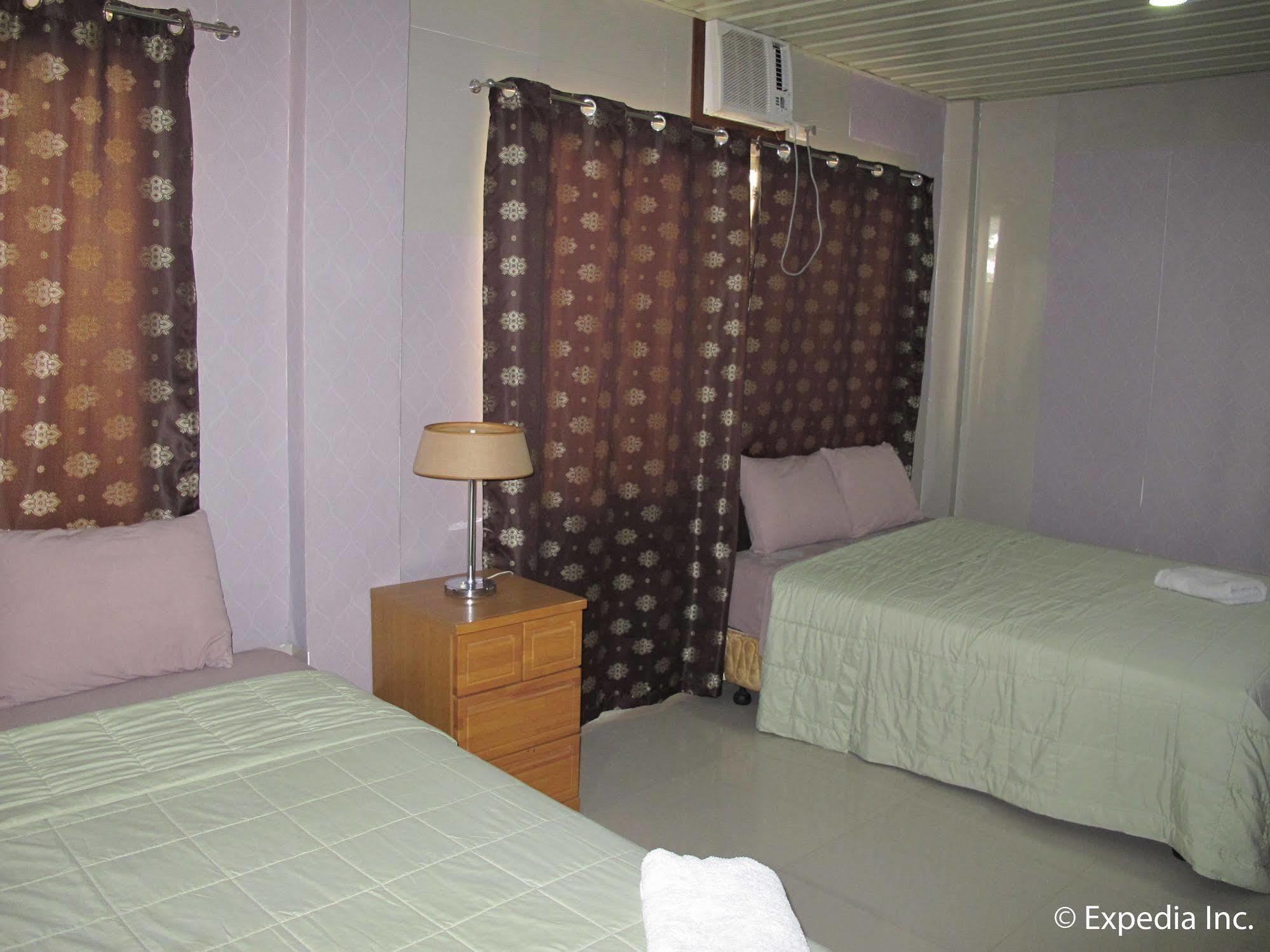 Hotel B N T