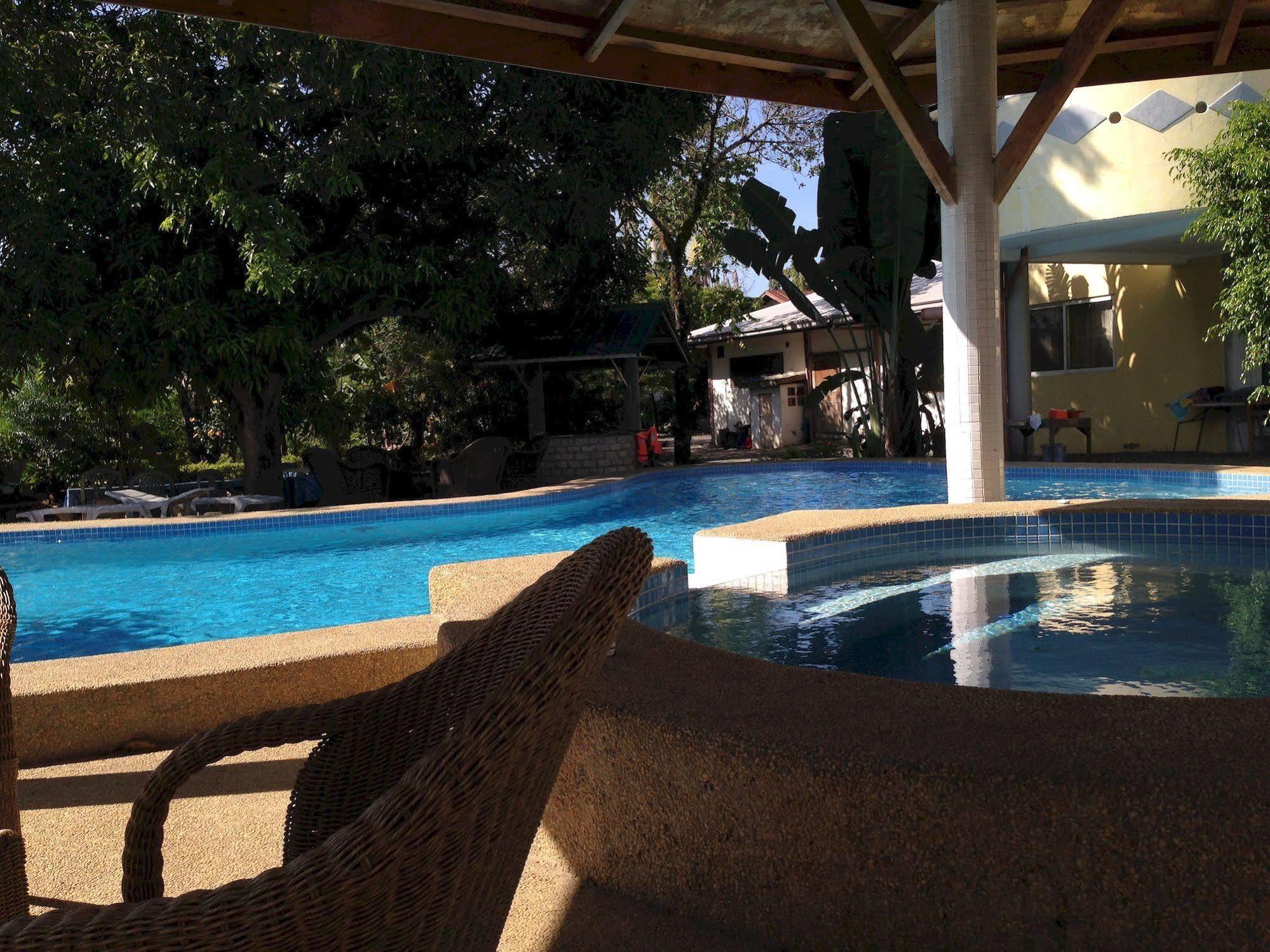 Lapu-lapu & Restaurant * Lapu-Lapu City