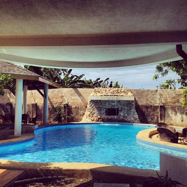 Inn Lapu-lapu & Restaurant