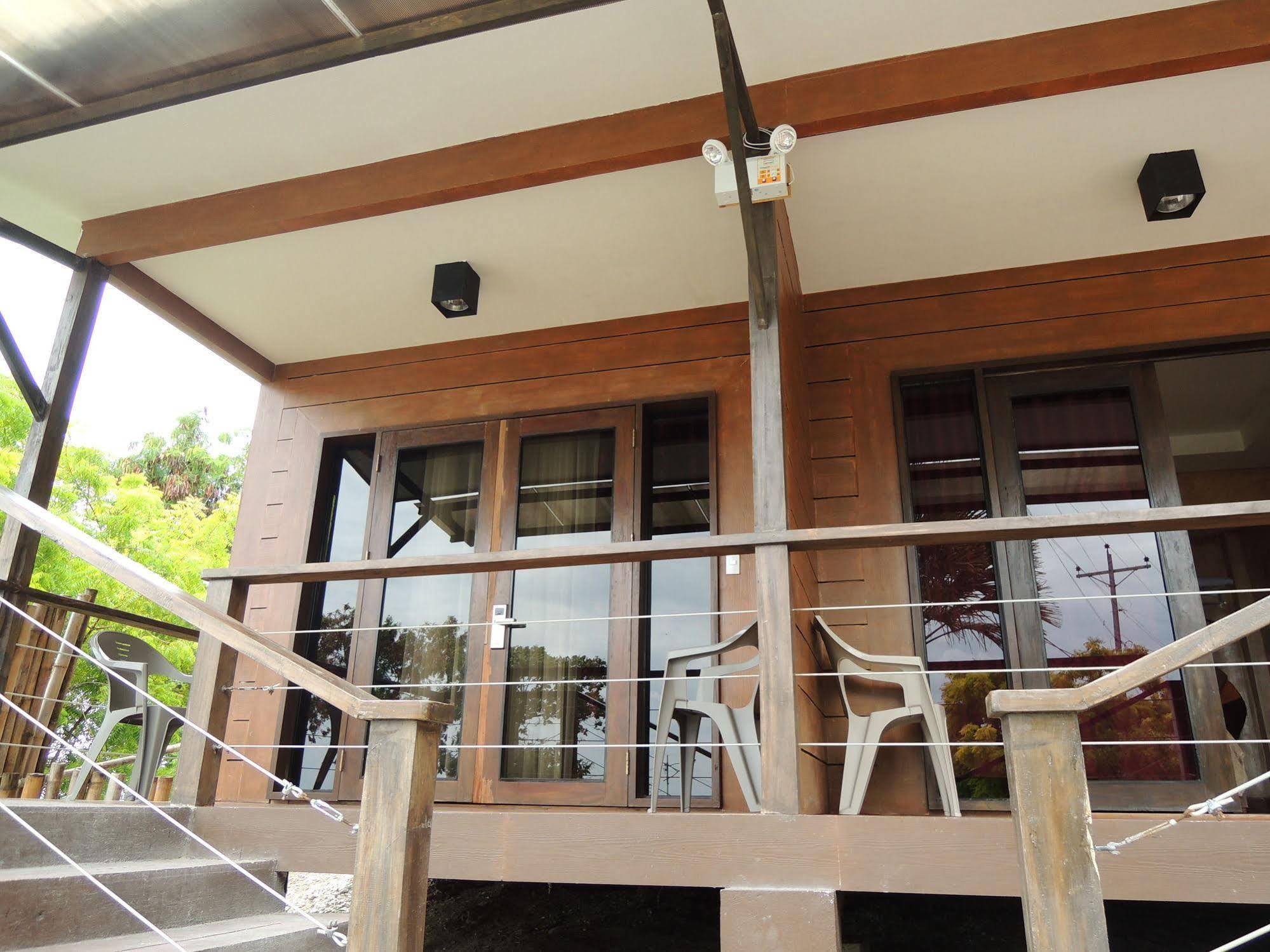 Lantawan 3* Tanawan