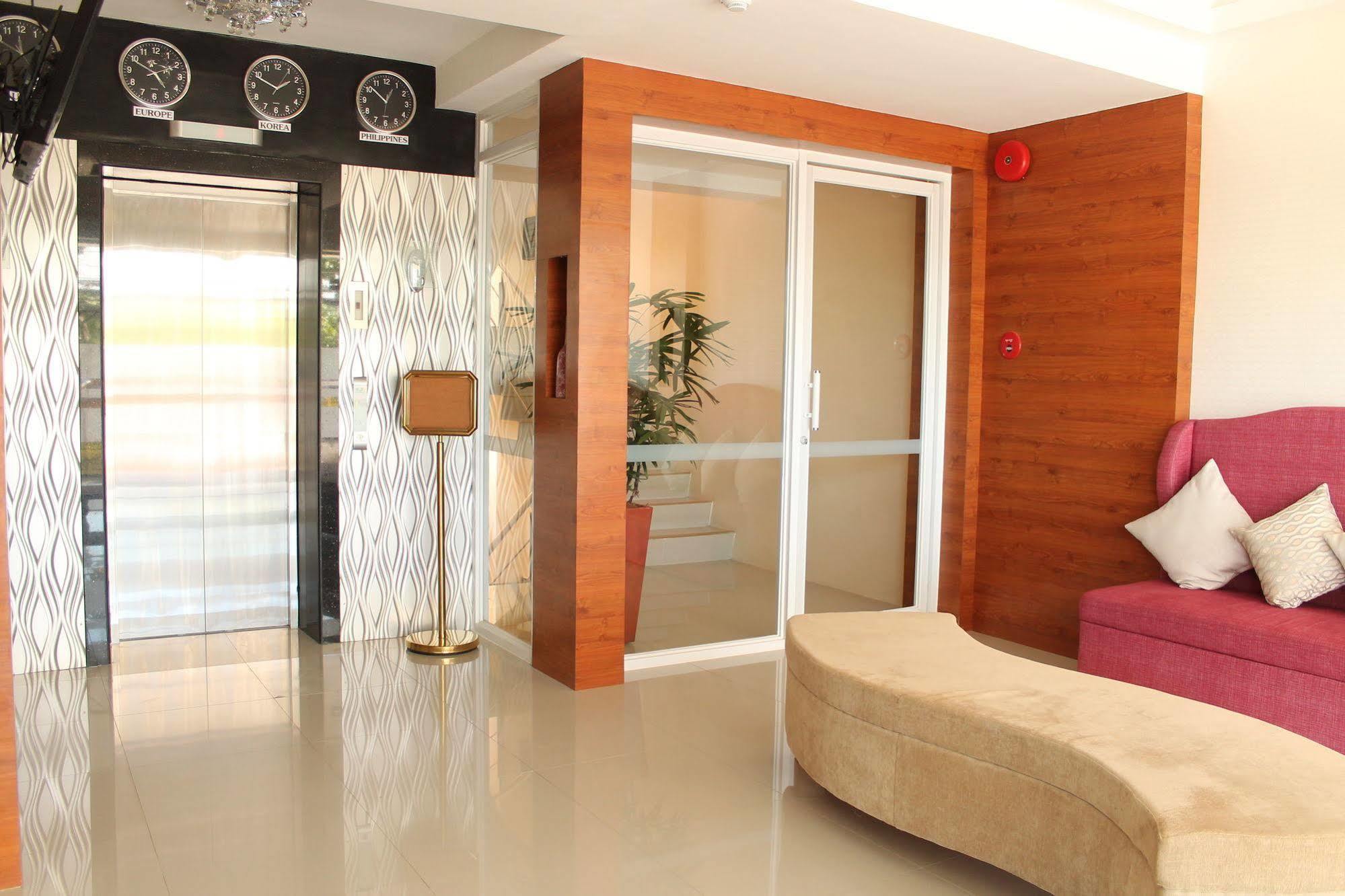 Sebastien Hotel Lapu-Lapu City