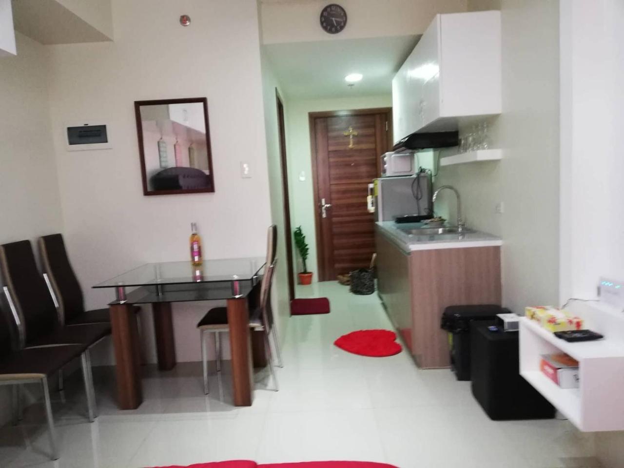 Nica's Place Management Services At Horizons 101 *
