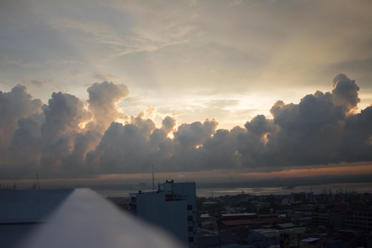 One & 4* Cebu
