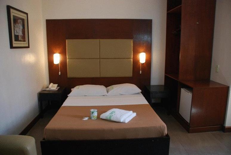 Century 2* Cebu