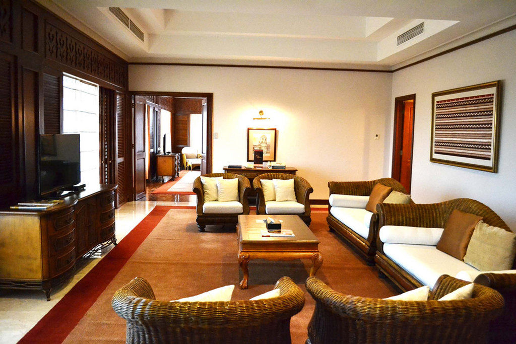 Hotel Waterfront Airport And Casino Lapu-Lapu City