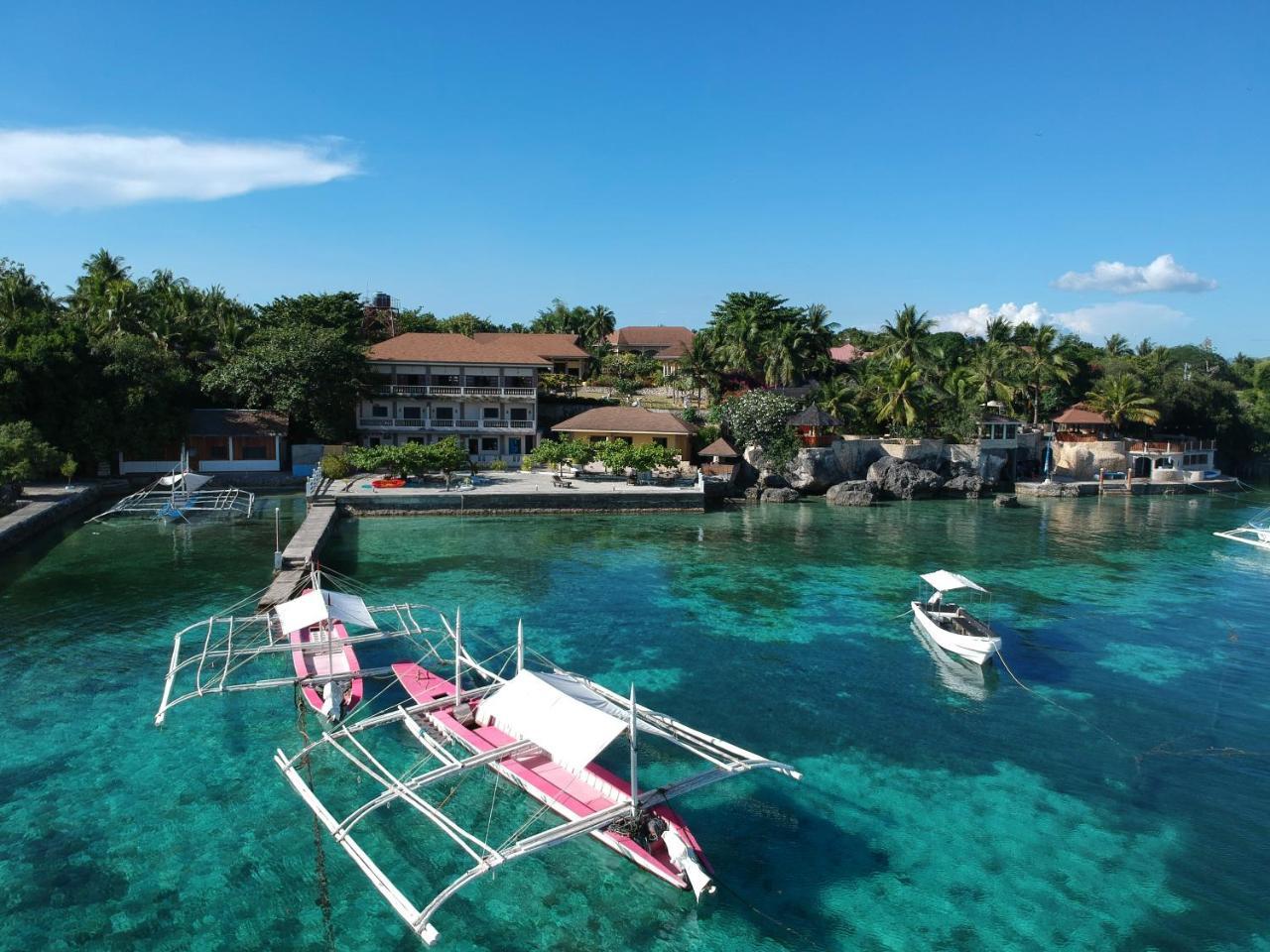 Turtle Bay Dive 4*