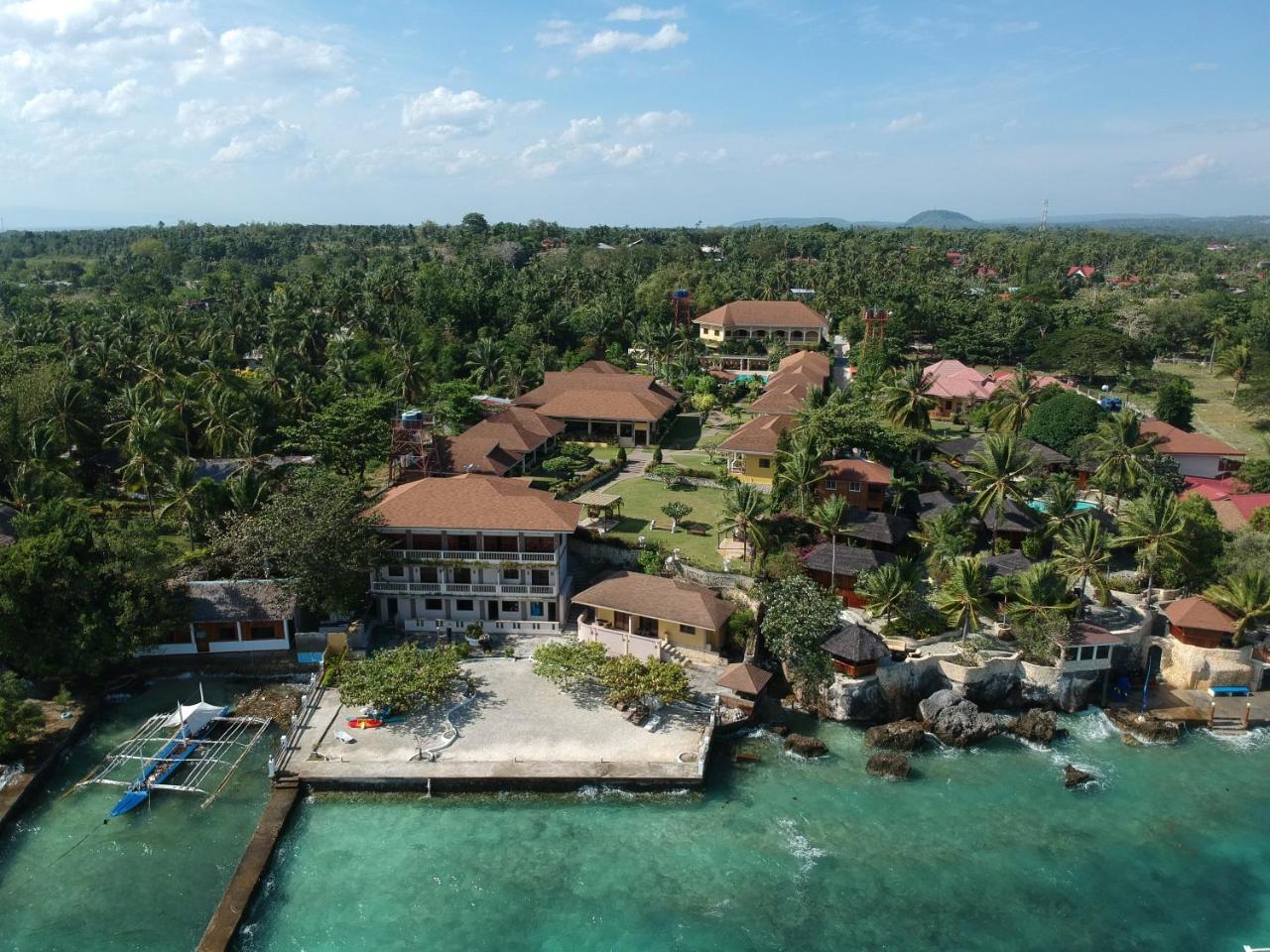 Turtle Bay Dive Resort 4*