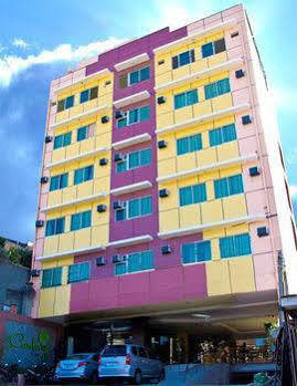 Canberry Hotel