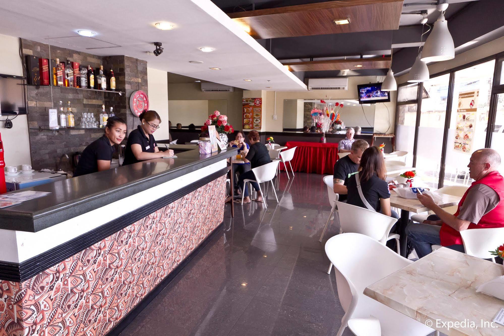 Inn Express Mactan 2*