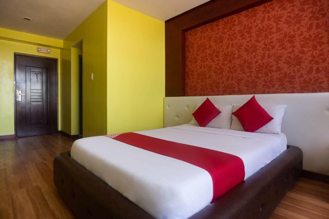 Hotel Oyo 159 San Remigio Pensionne