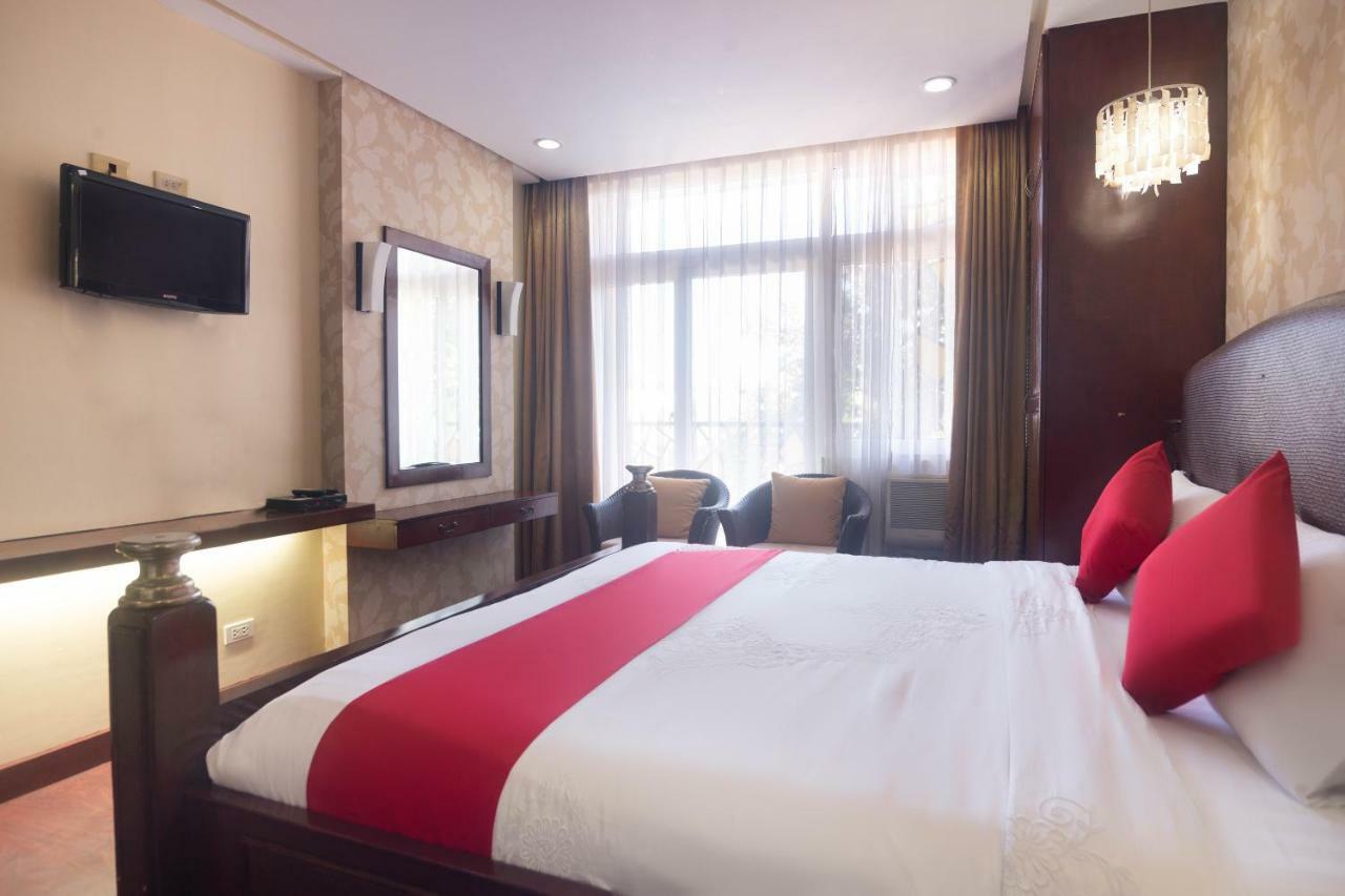 Hotel Oyo 159 San Remigio Pensionne 2*
