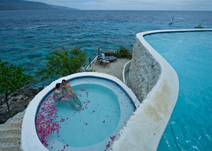 Bluewater Resort Sumilon Island
