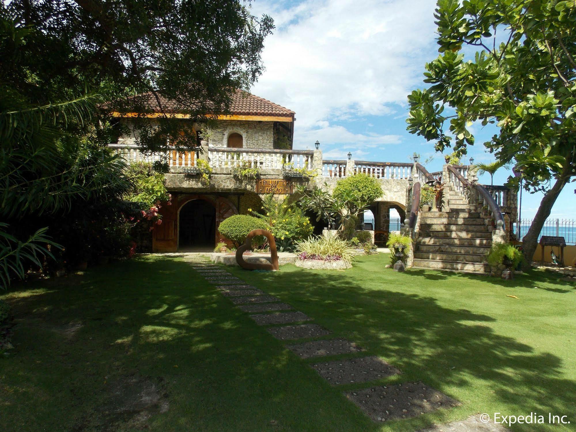 Baluarte De 2* Argao