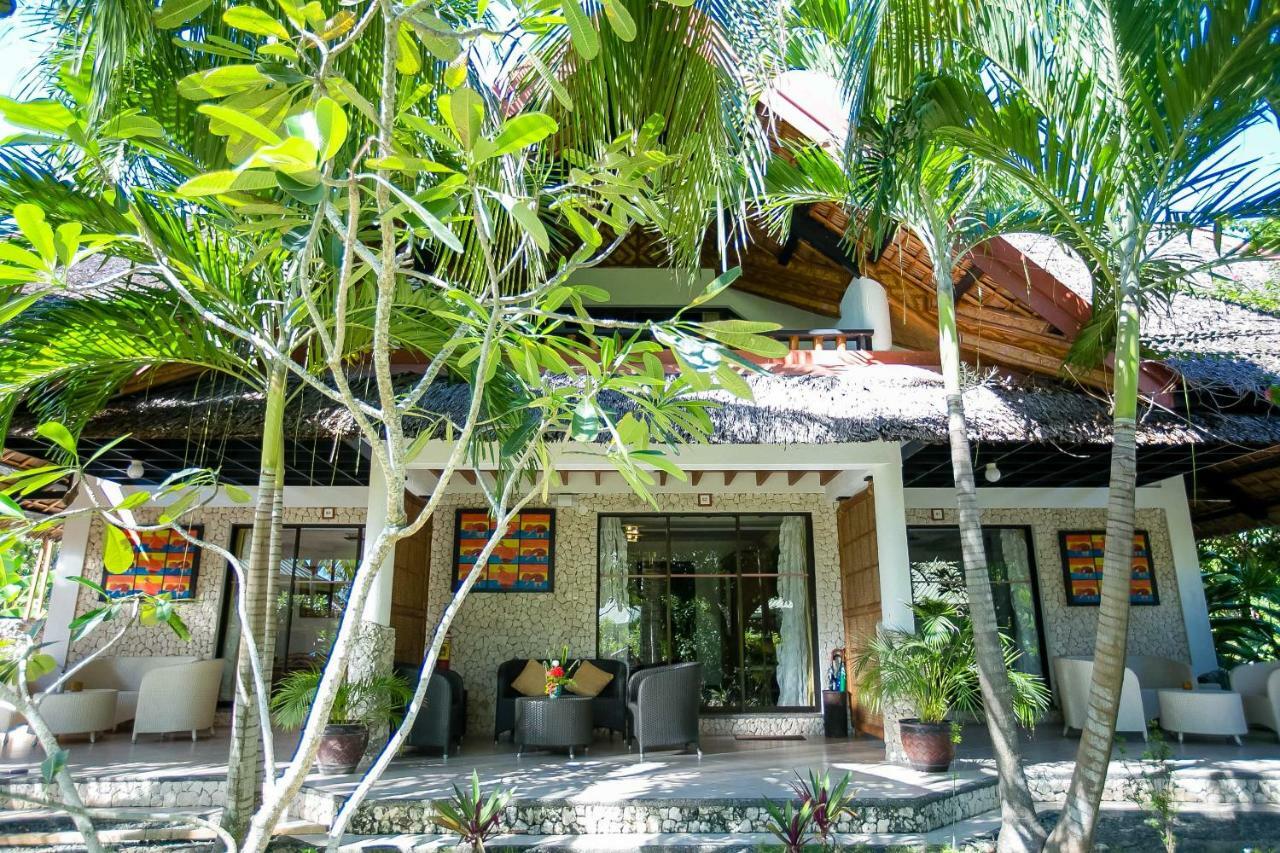 Dolphin House Resort 5*