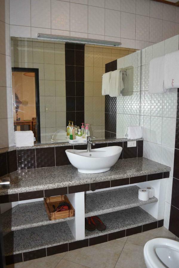 Dolphin House Resort 5*