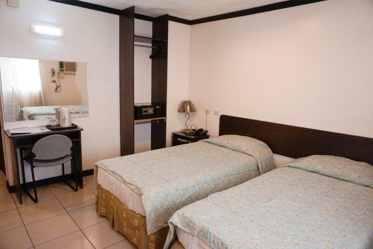 Crowne Garden Hotel 2*