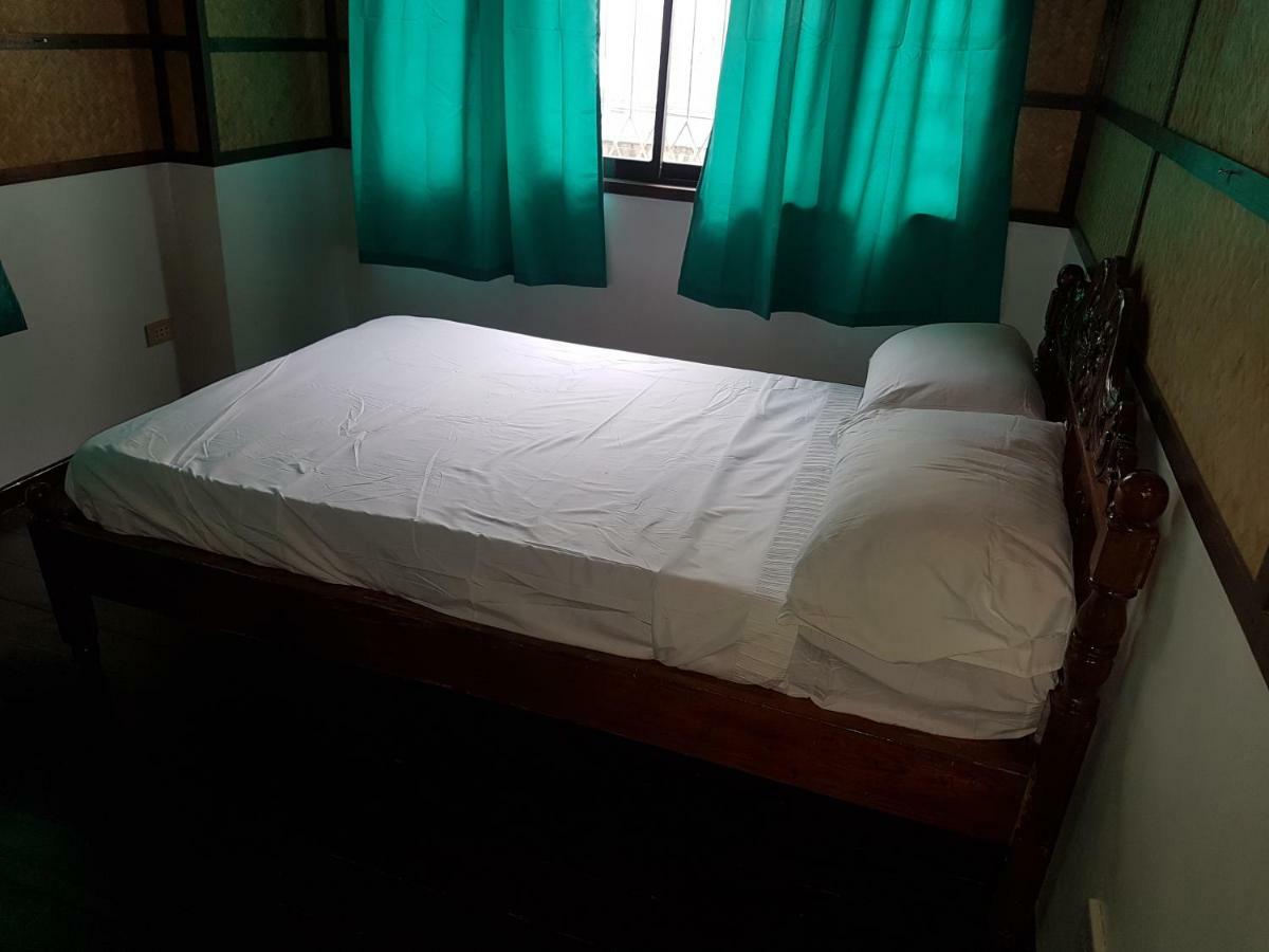 Hostel Joyful Island *