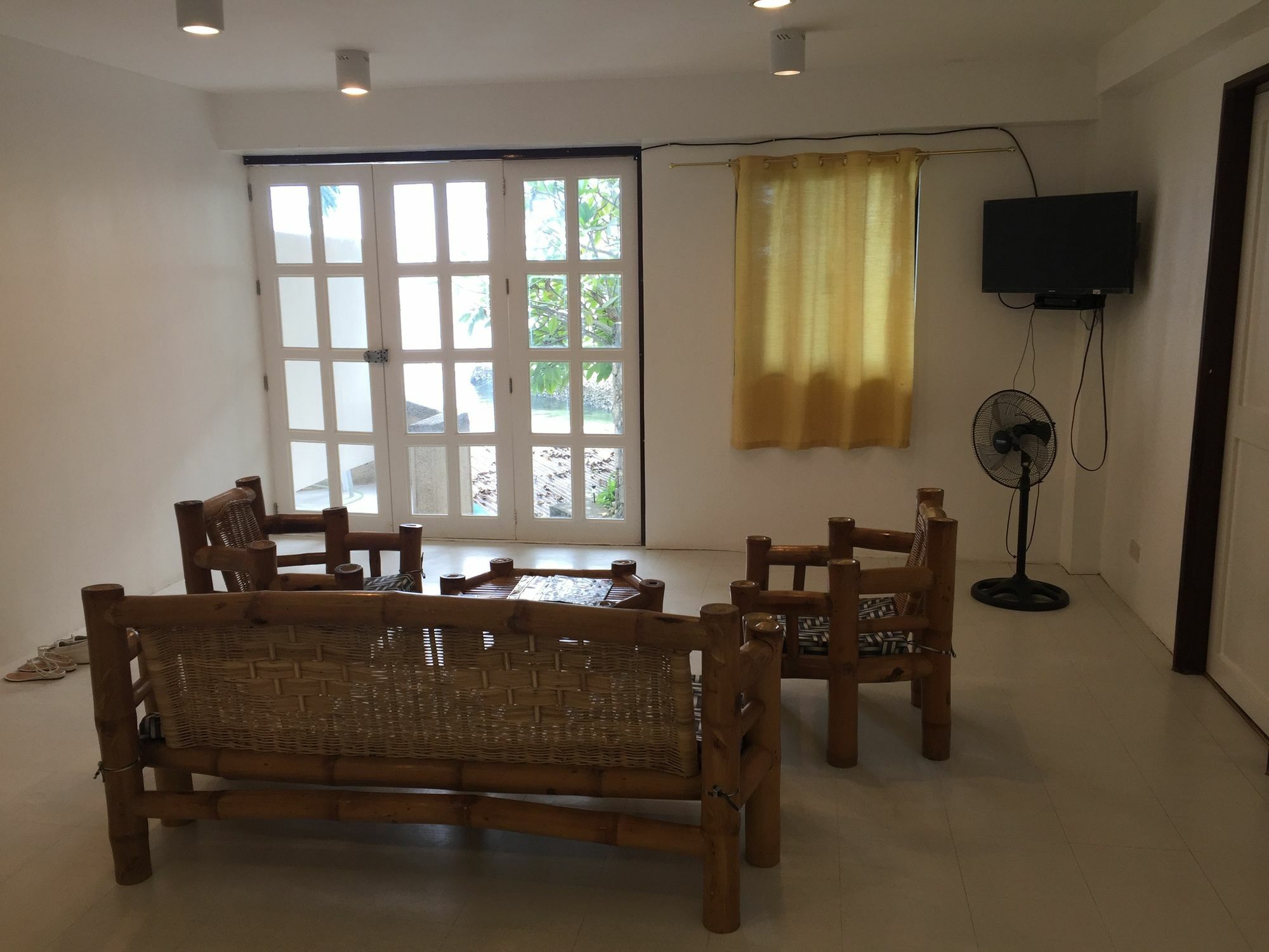 Aozora Seaside Mactan Resort