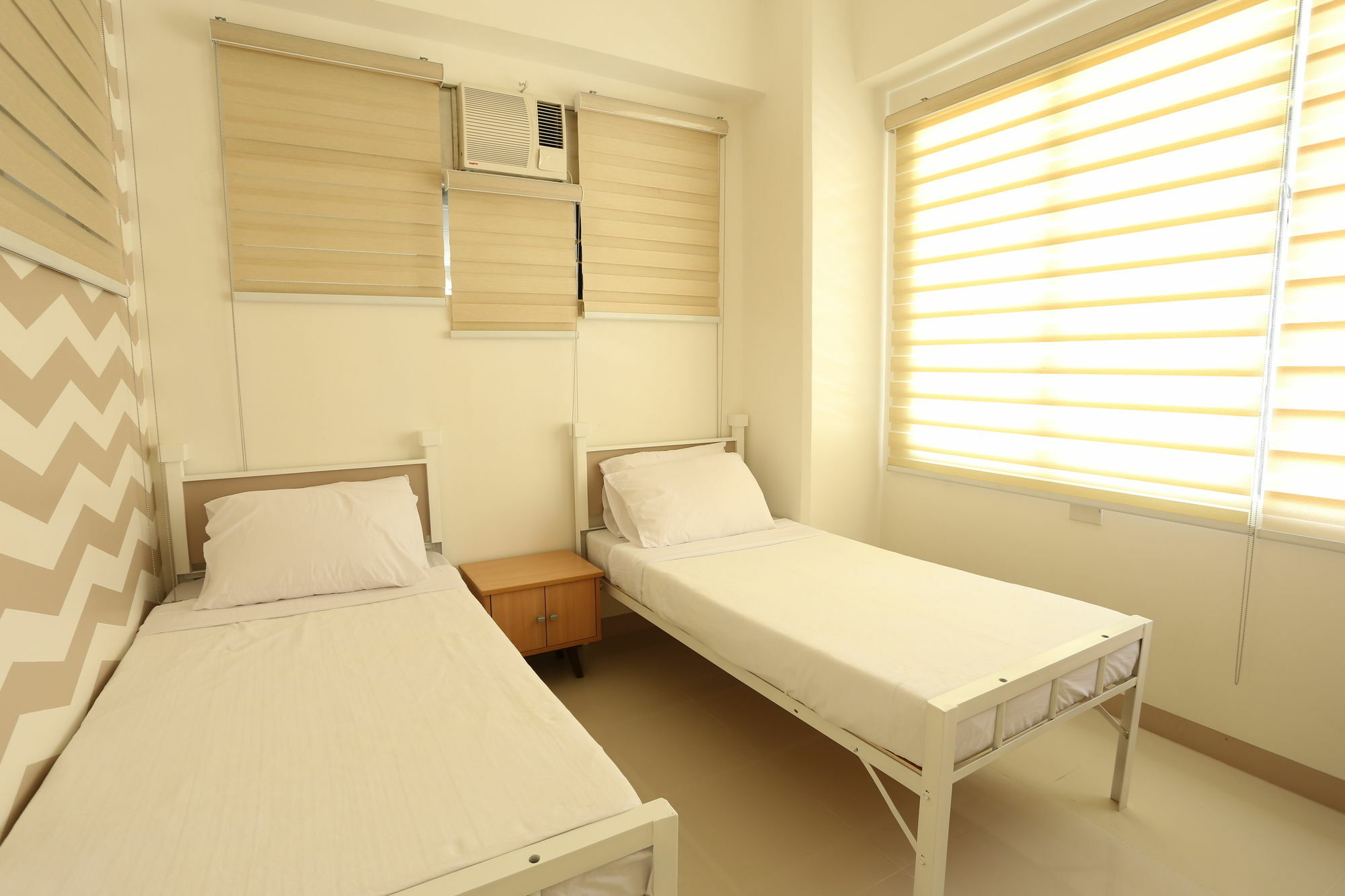 Alicia Tower Residences (Adults Only) Albergue