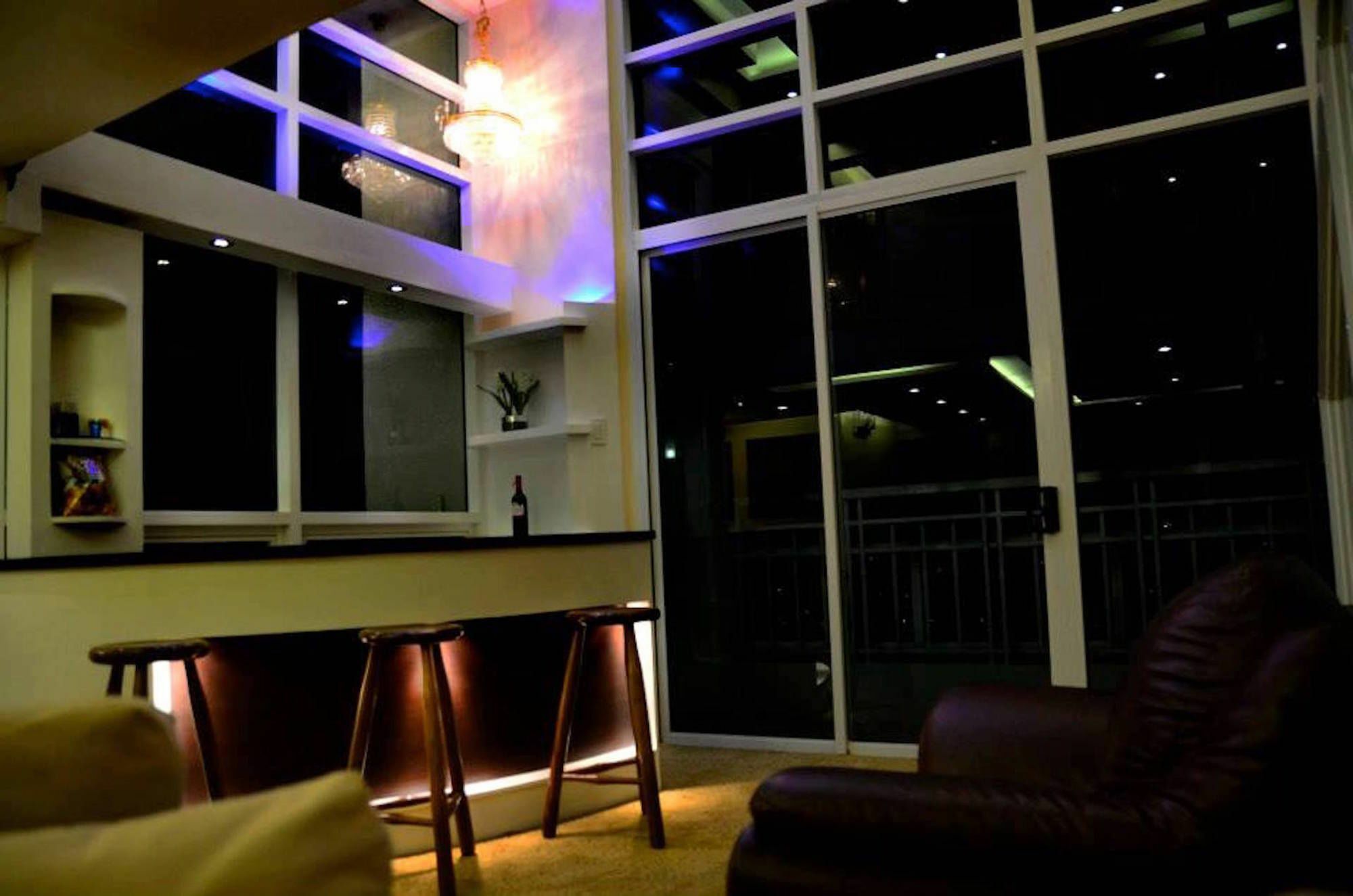 Luxurious Penthouse Unit In Cebu