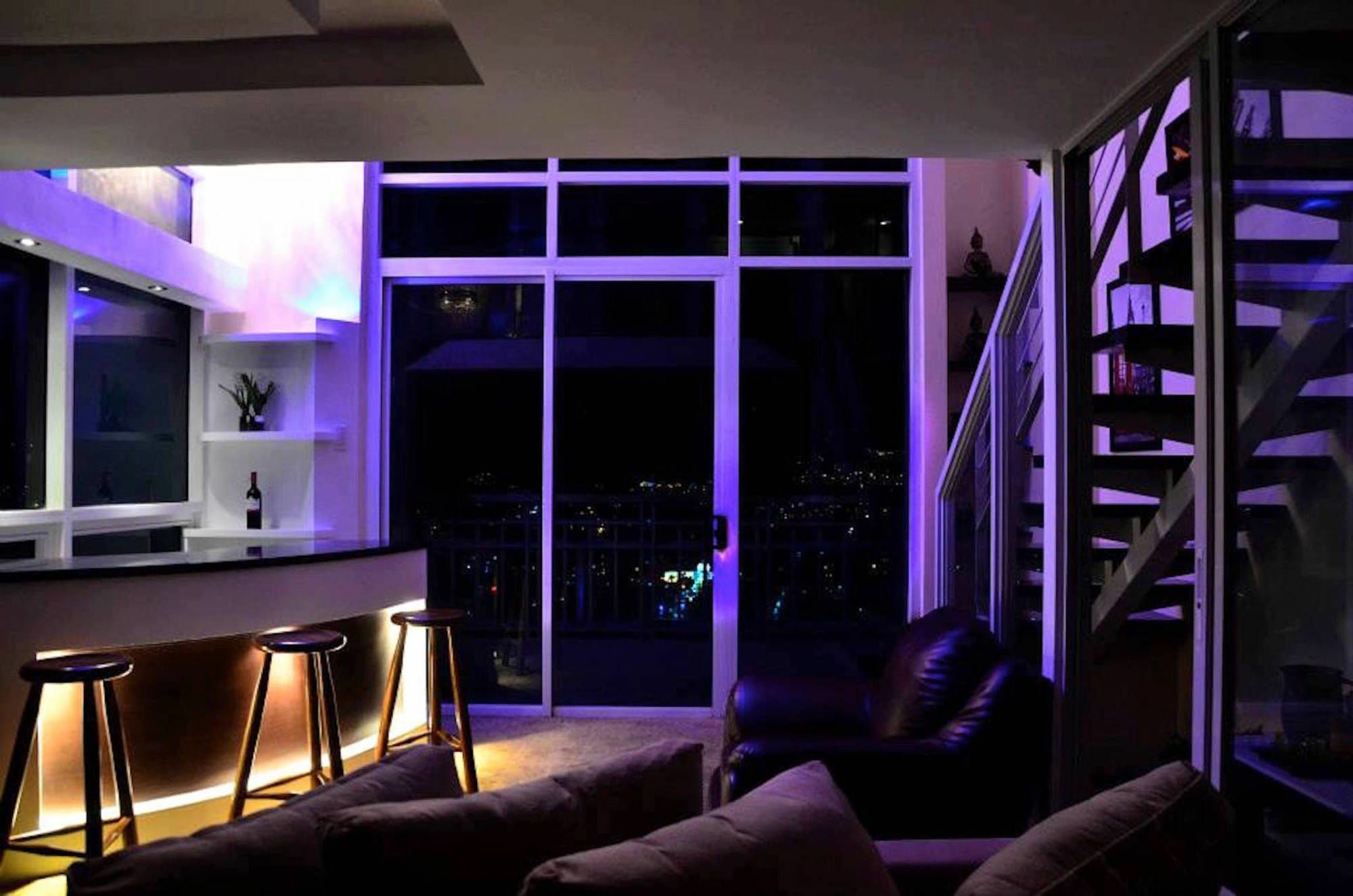 Luxurious Penthouse Unit In 3*