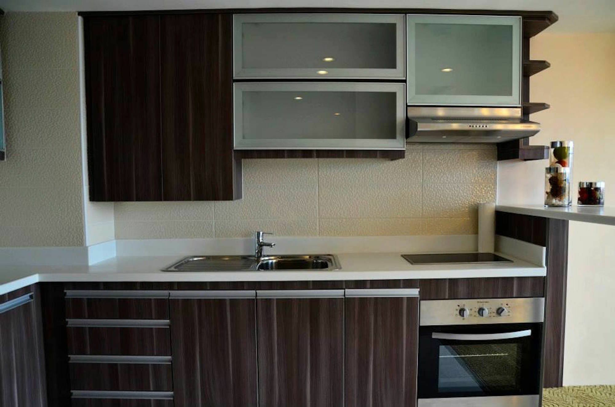 Hotel Luxurious Penthouse Unit In