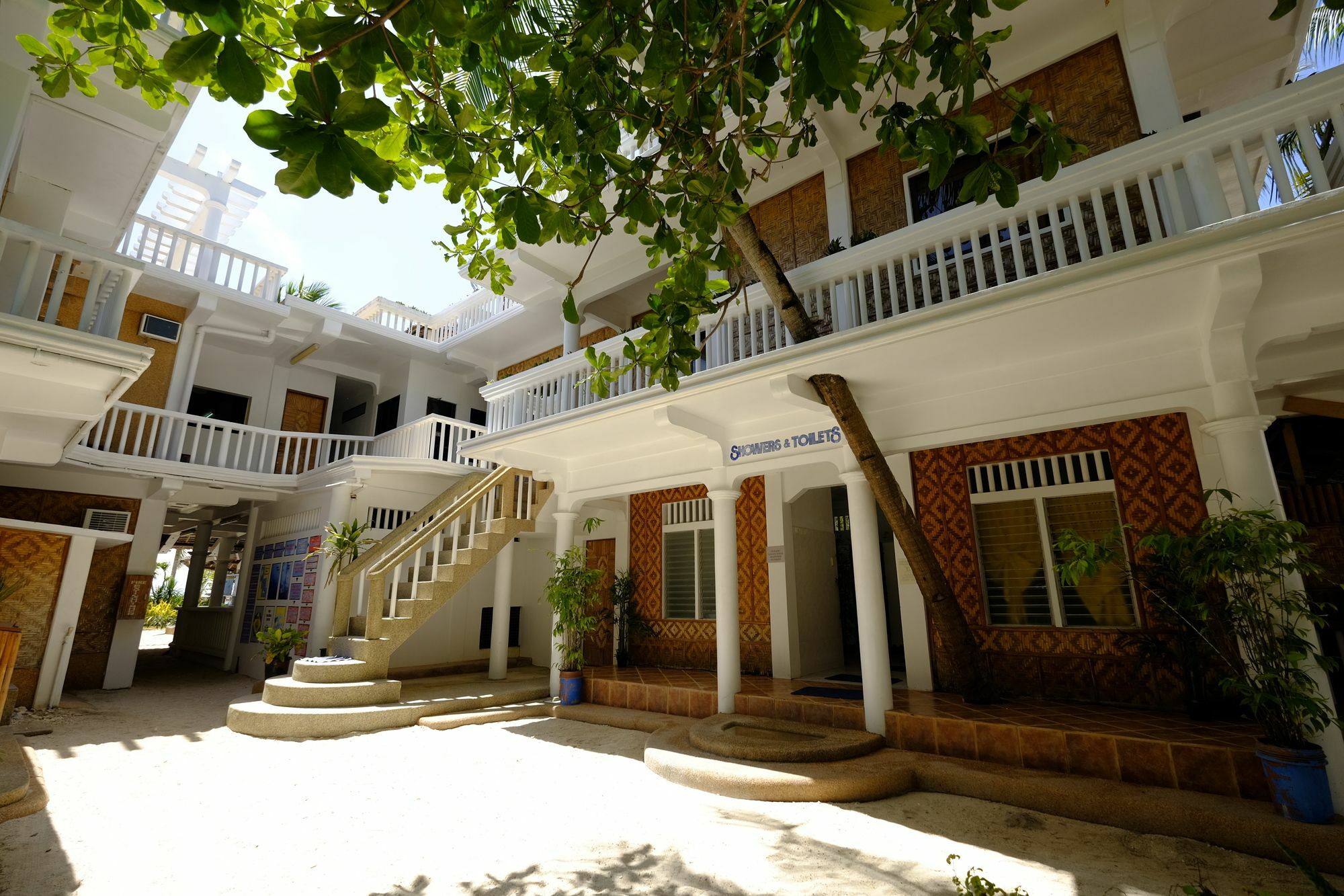 Exotic Island Dive & Hotel Logon