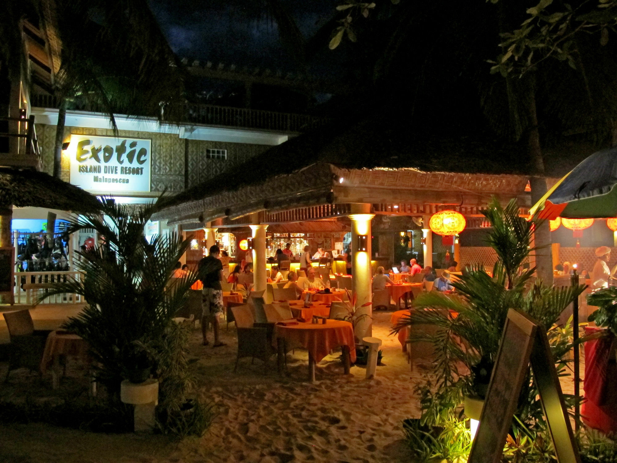 Exotic Island Dive & Hotel