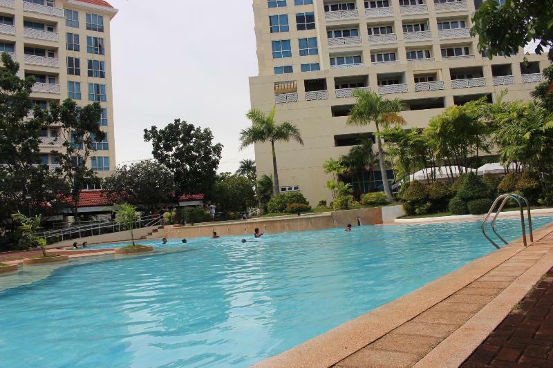 Resort Sotogrande And Lapu-Lapu City