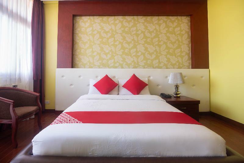 Oyo 159 San Remigio Pensionne Hotel 2*